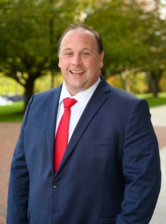 Rep. Lanoue Applauds Finance Committee Passage of Volunteer Stipends Bill