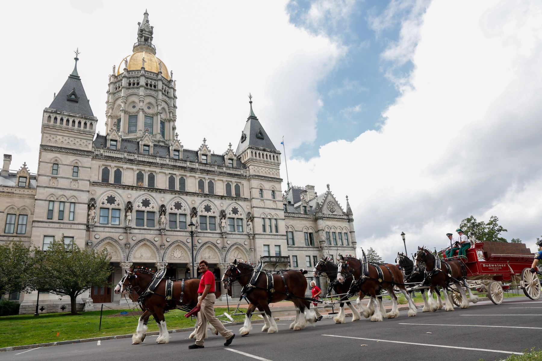 Supporting Folds of Honor with the Budweiser Clydesdales