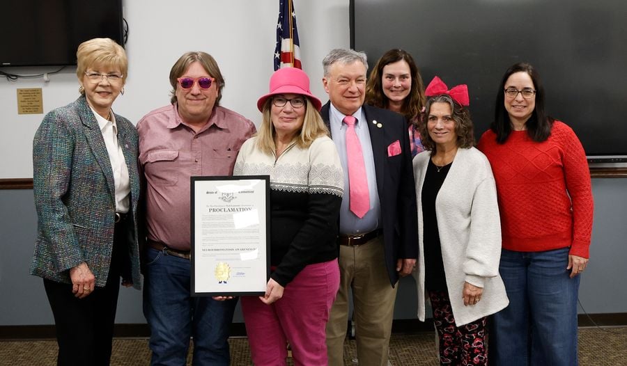Rep. Zawistowski, Amy Reay Celebrate Inaugural Neurofibromatosis Day in CT!  