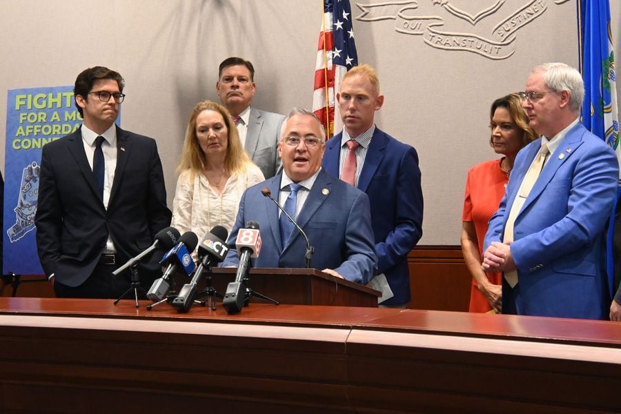 CT House & Senate Republicans Renew Calls for Tax Relief