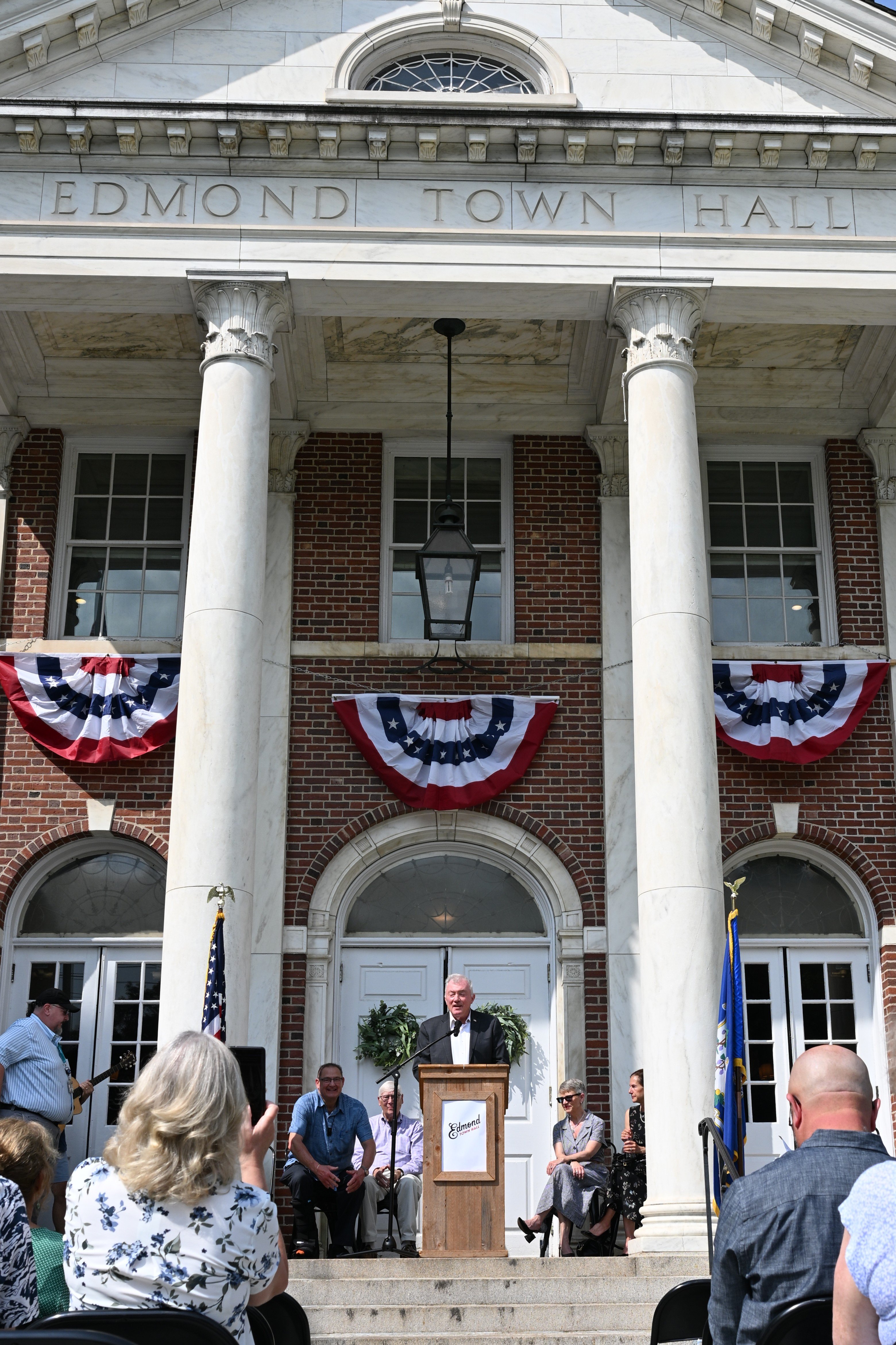Rep. Foncello speaks at press conference