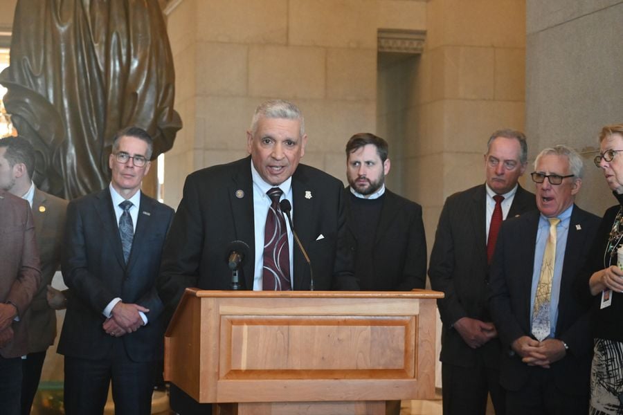 Rep. Pizzuto Calls for Restoration of Mashantucket Pequot/Mohegan Fund to Municipalities