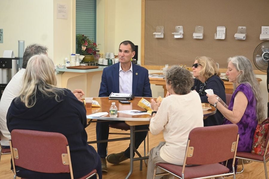 Rep. Weir Discusses 2026 Session with Hebron Residents During Legislative Update